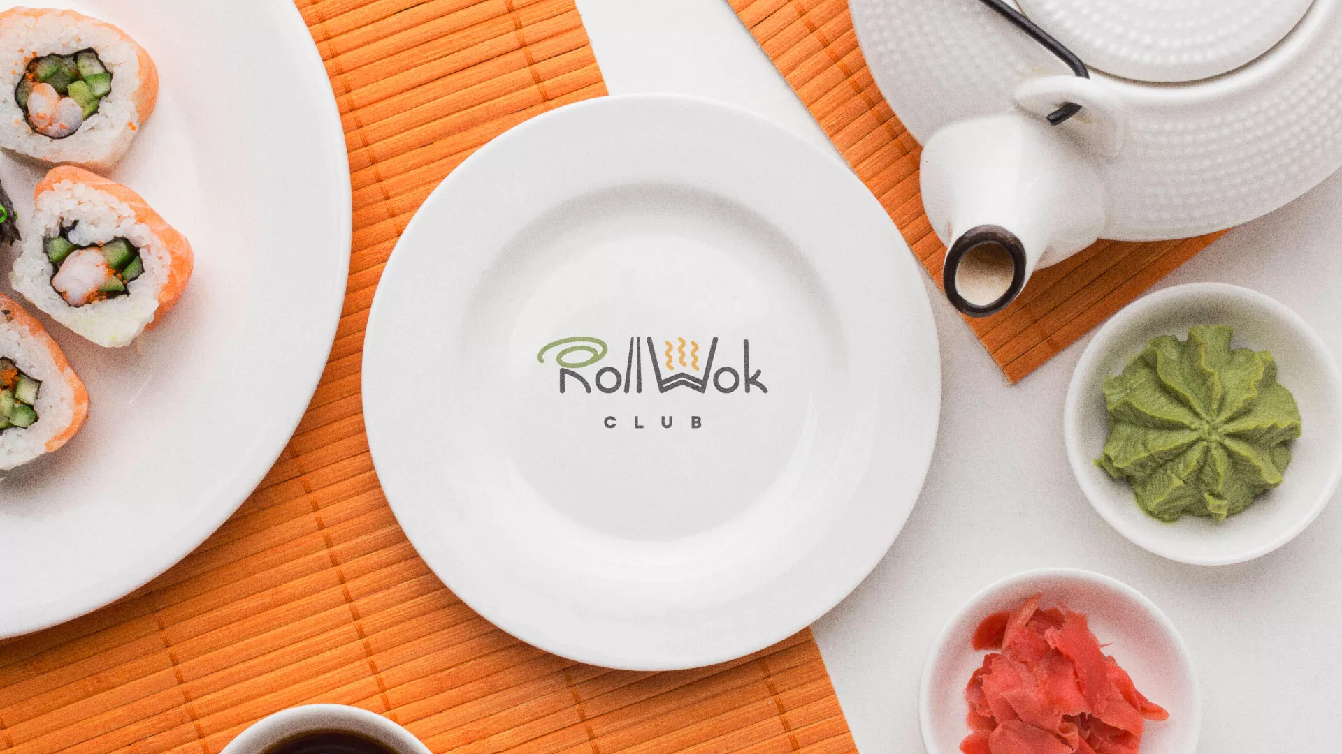 Разработка логотипа и фирменного стиля суши-бара «Roll Wok Club» в Гулькевичах